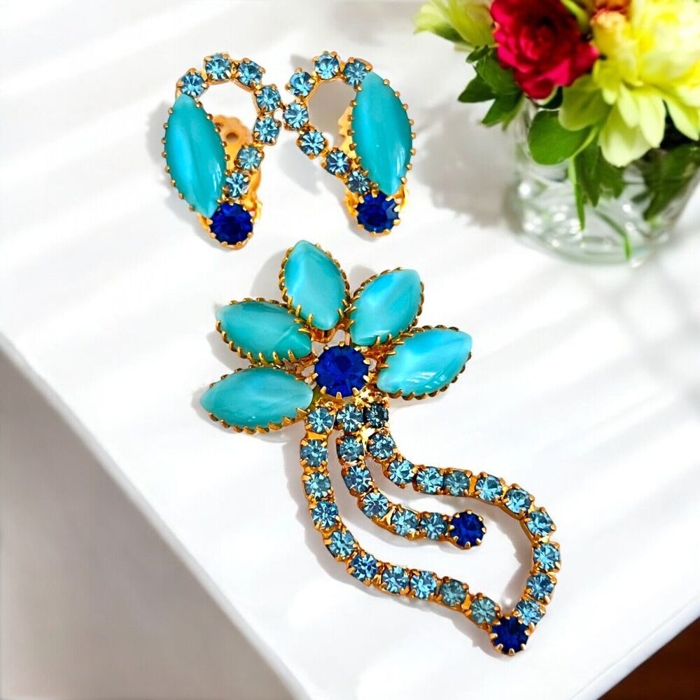 Vintage 1960s Brooch Earring Set Blue Moonglow Glass Rhinestone Gold Tone - 9B